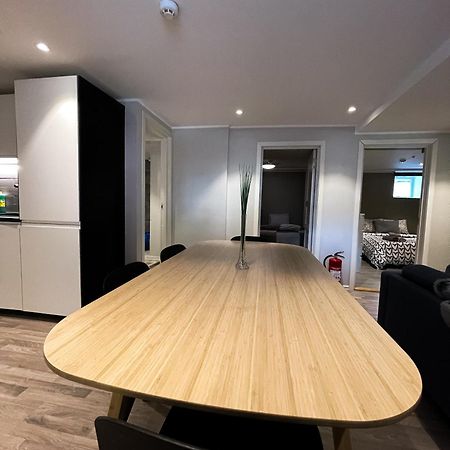 Modern Big 2 Bedroom Apartment Near Solsiden Trondheim Kültér fotó